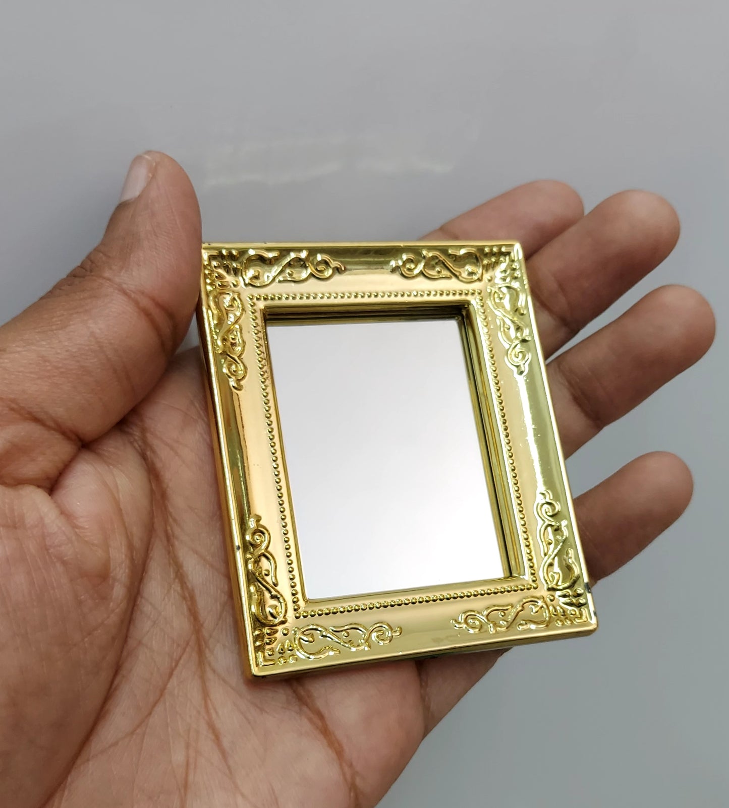 Mirror random per piece