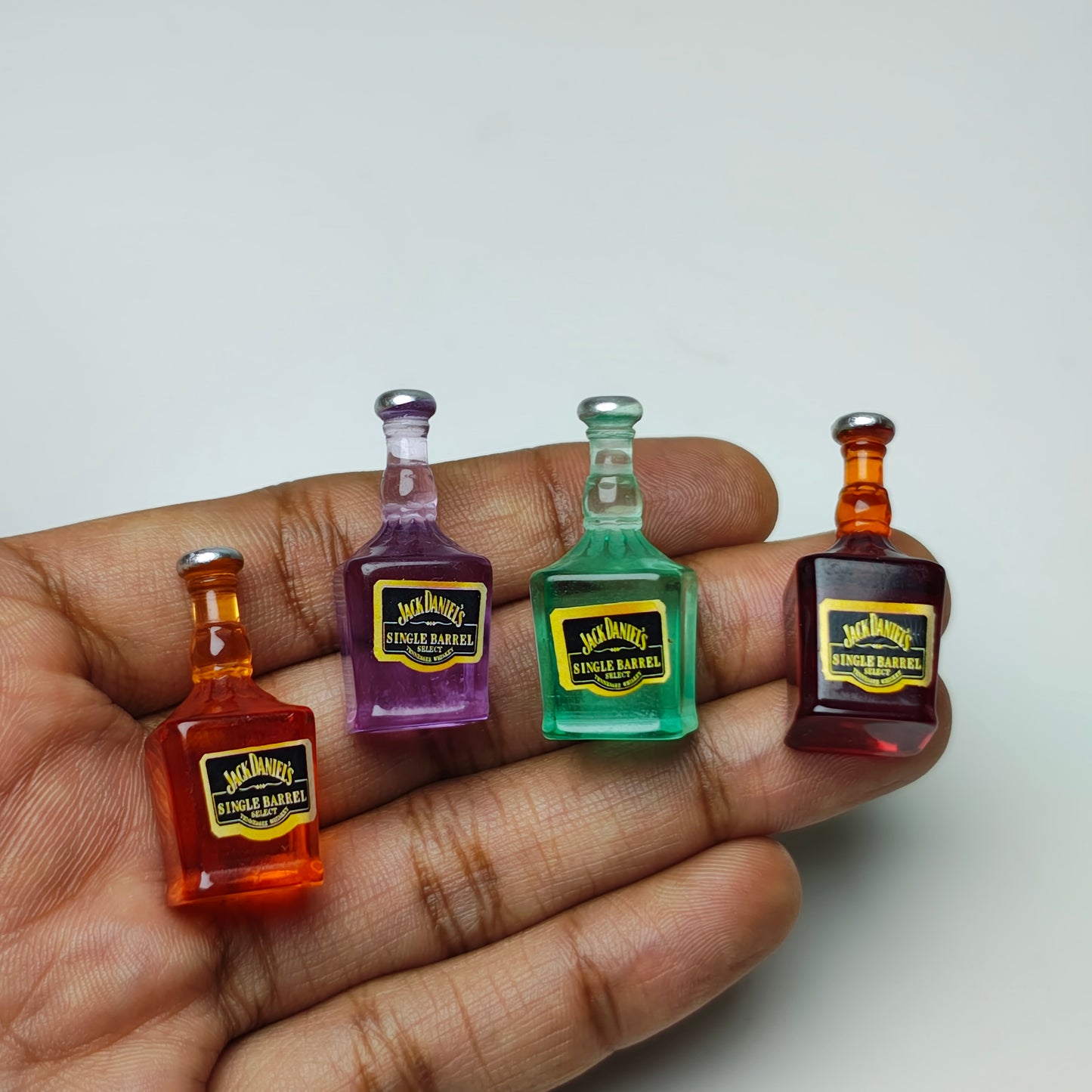 Miniature bottle
