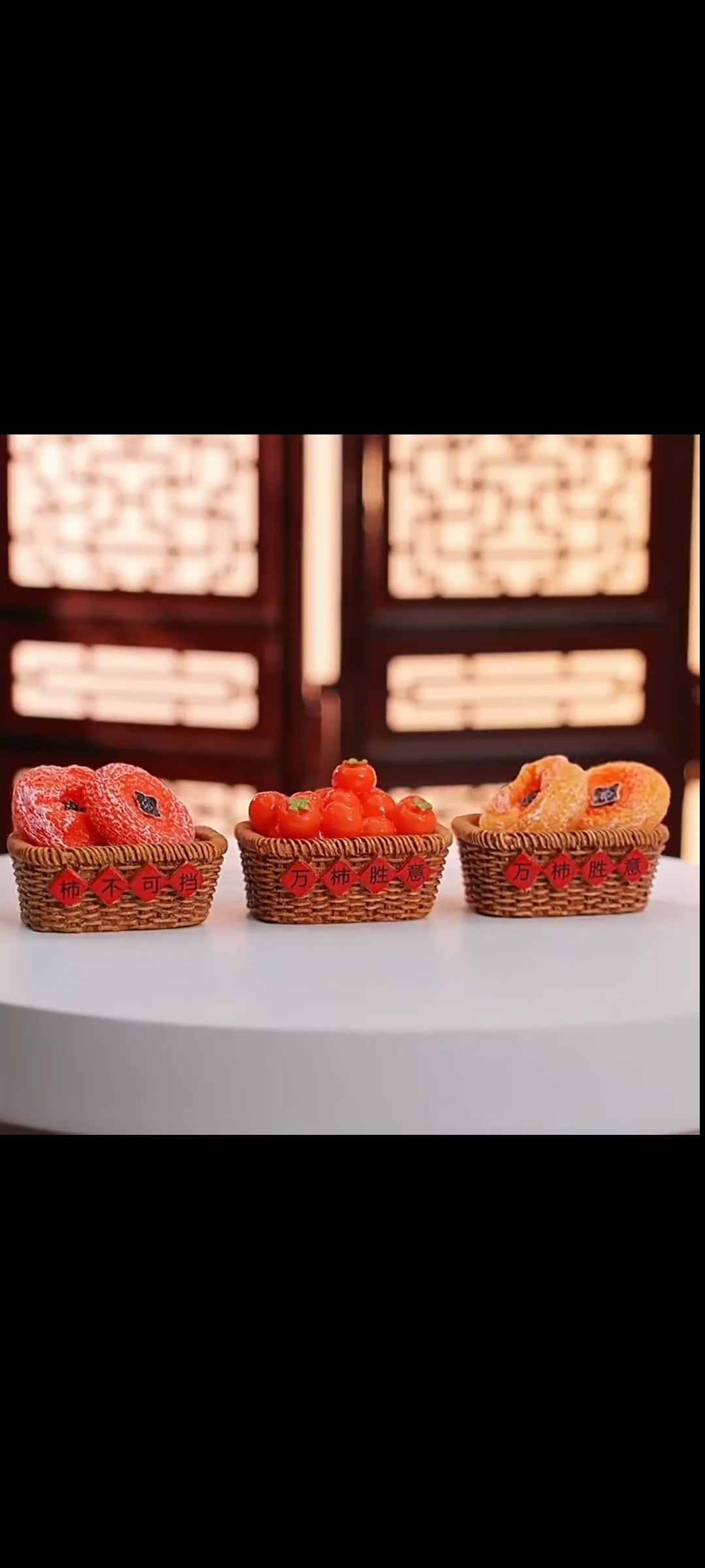 Fruit basket random per piece