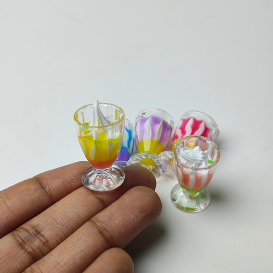 Miniature smoothie cup