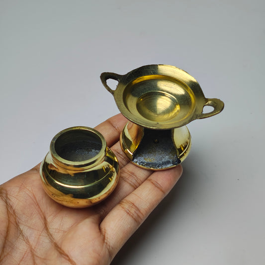 Miniature Traditional Stove Set