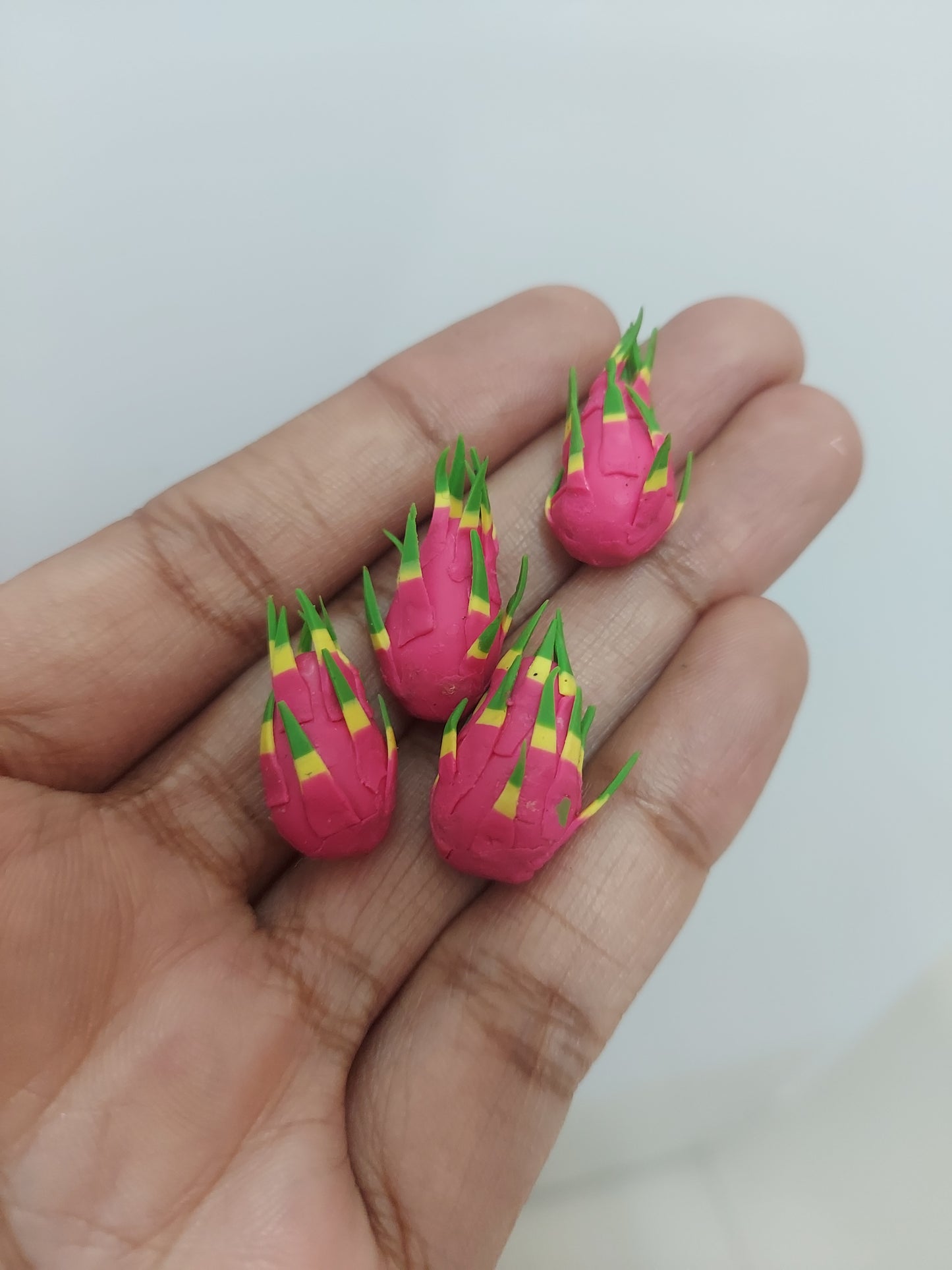 Dragon fruit per piece