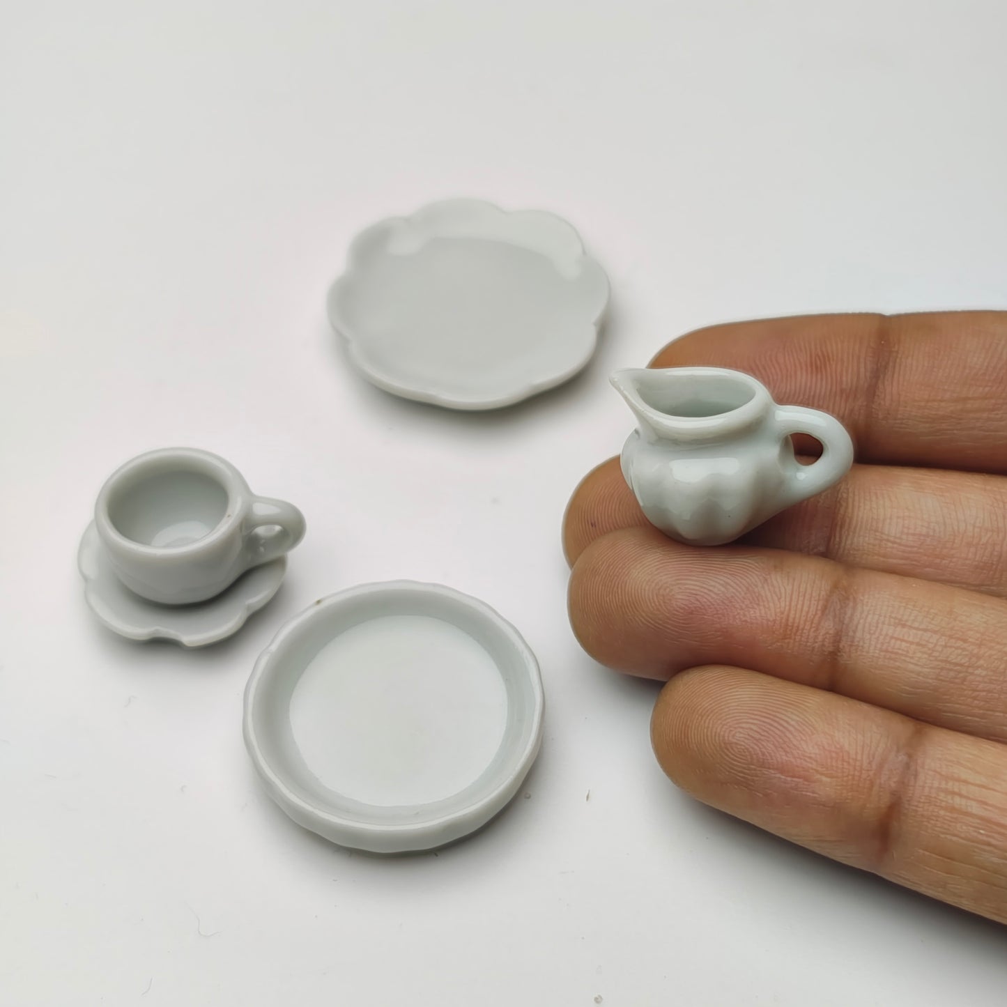 Porcelian Set F
