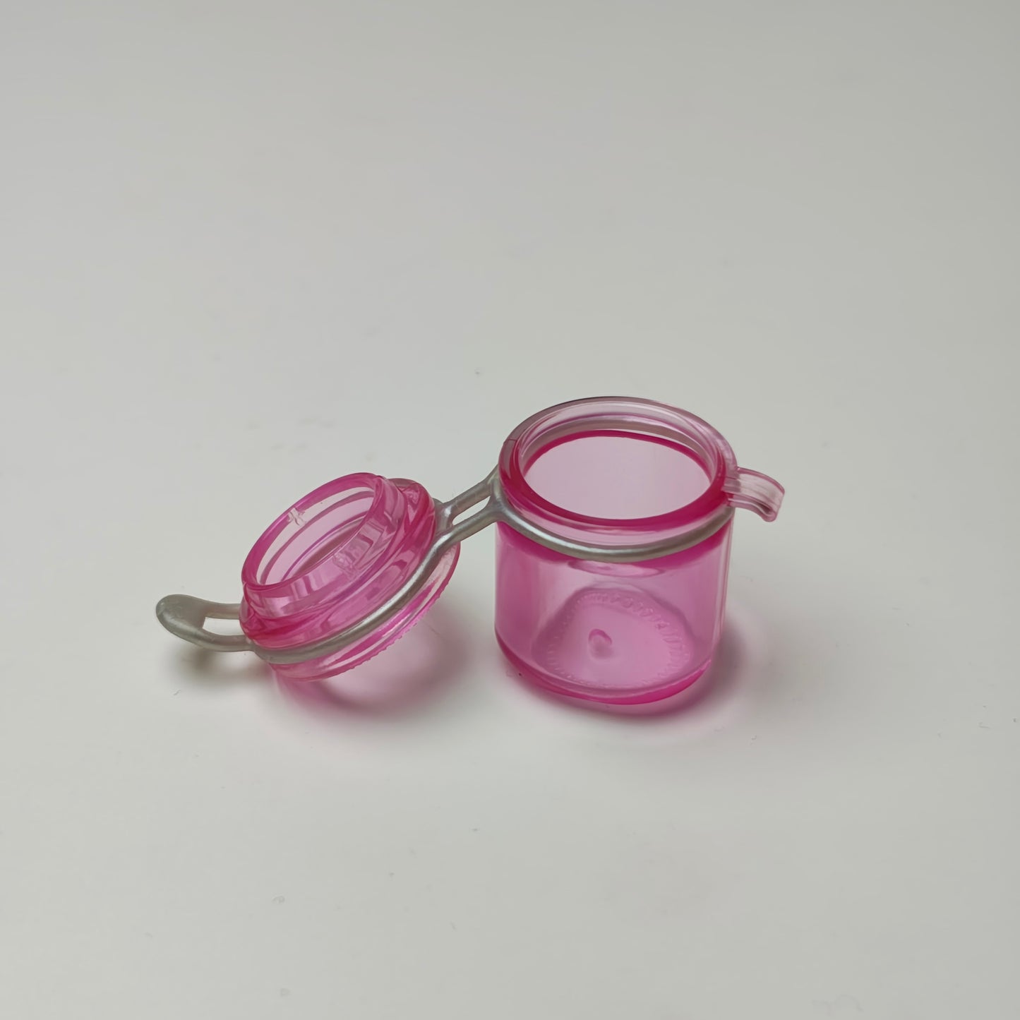 Miniature container