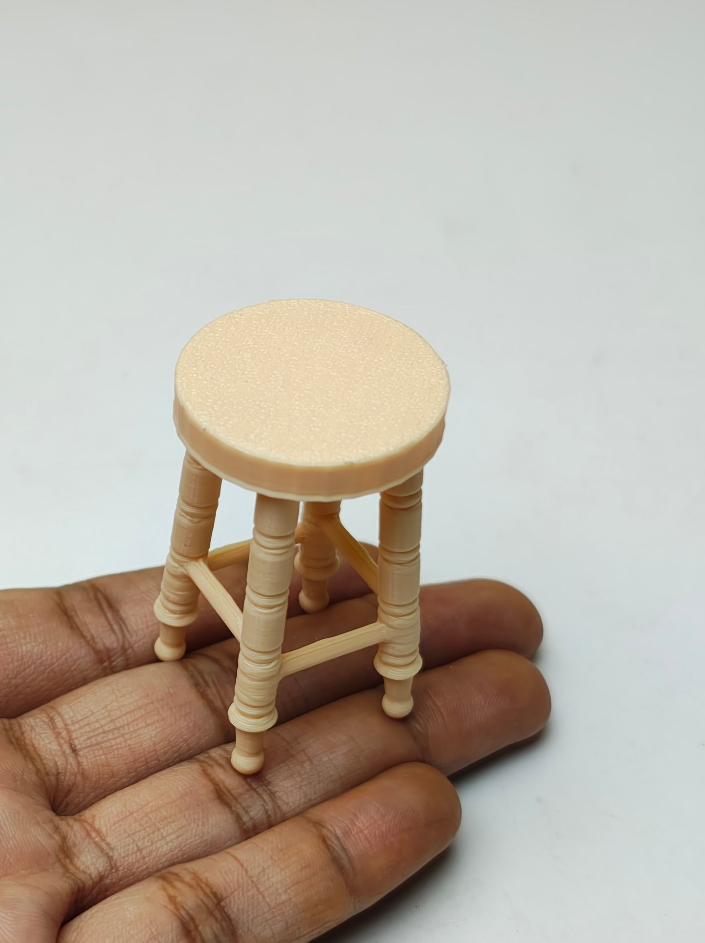 Round Table