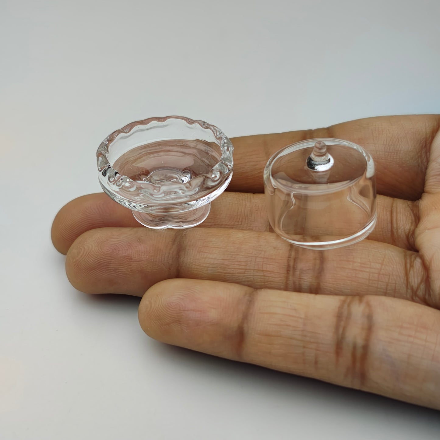Glass Cake Stand with Lid Cover