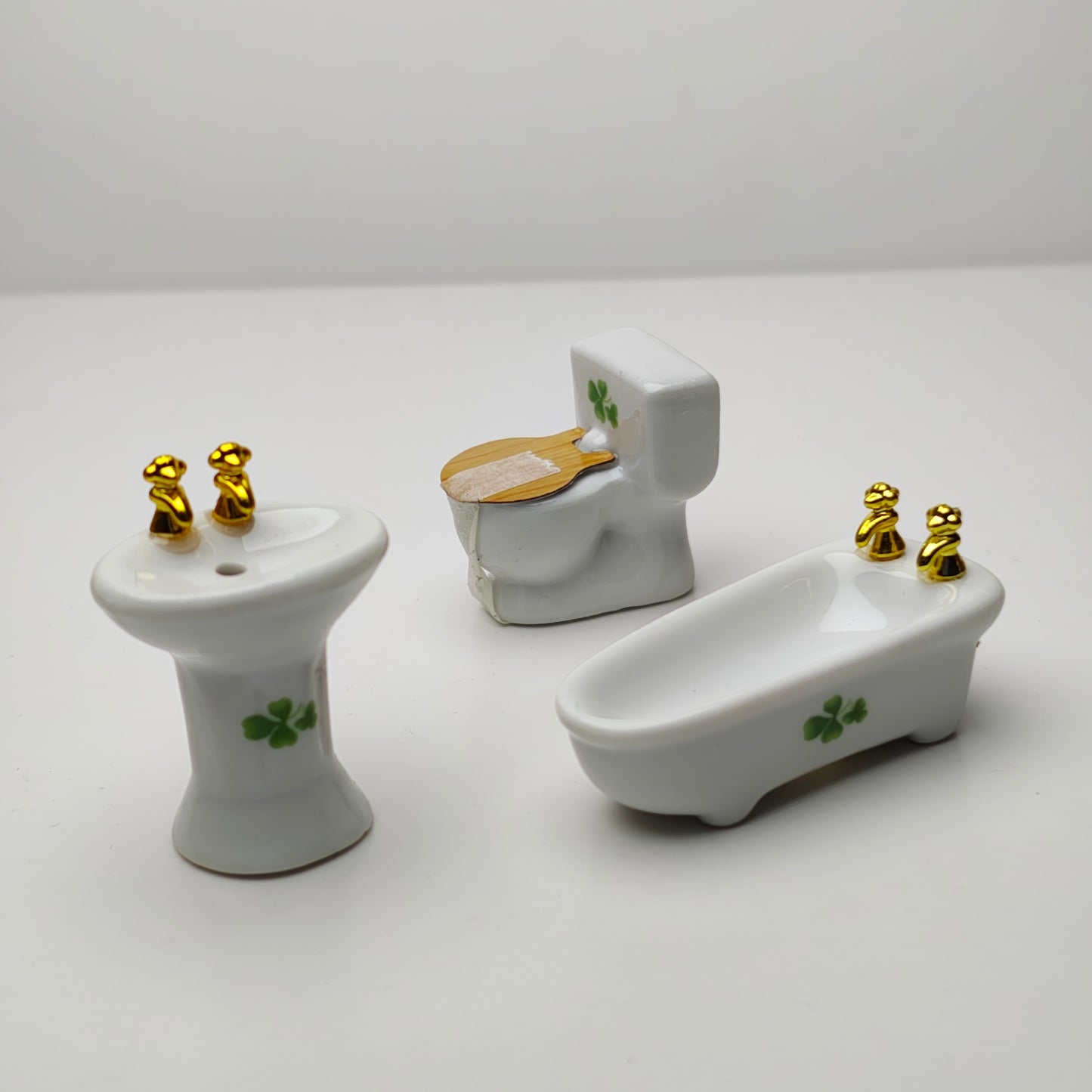 Bathroom Tiny Set