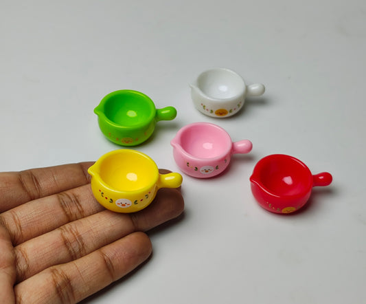 Miniature soup bowl